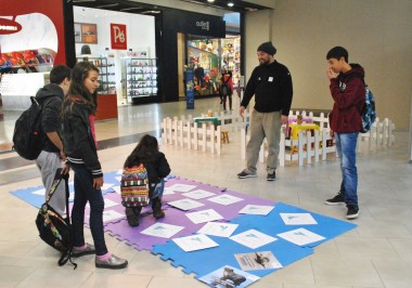 Projeto Pinpedes do Sul realiza atividade no Praa Shopping Rio Grande na semana do Meio Ambiente 