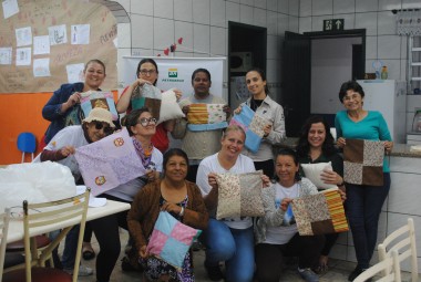 Projeto Pinpedes do Sul realiza oficina do Artesanato da Conservao